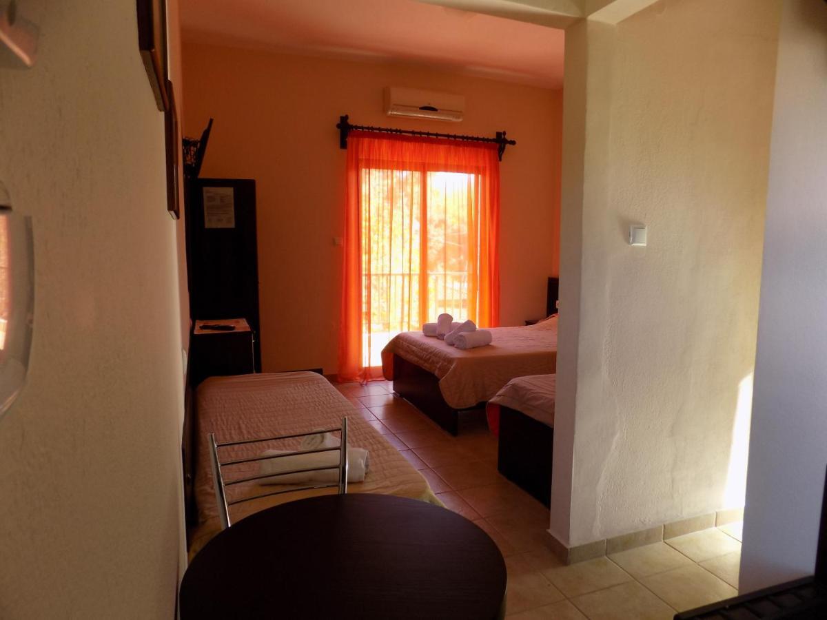 Ferienwohnung Alisachni Paralia Pantaleimonos Exterior foto